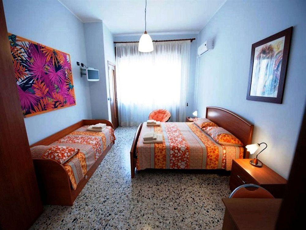 B&B Piazza 300Mila Lecce Eksteriør billede