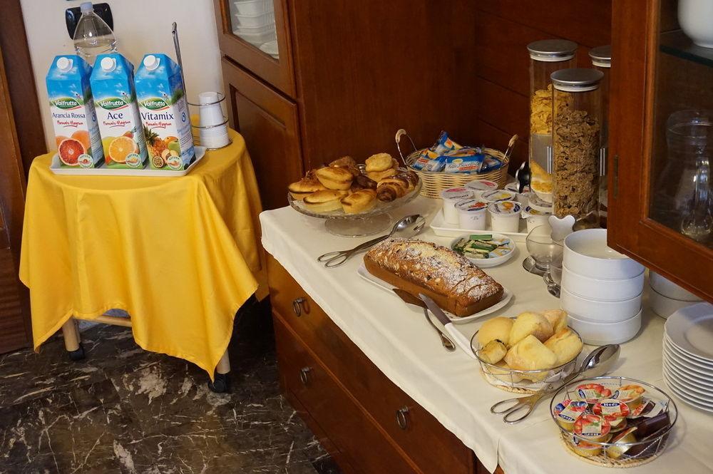 B&B Piazza 300Mila Lecce Eksteriør billede