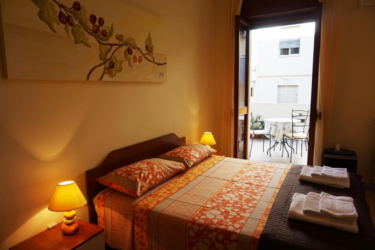 B&B Piazza 300Mila Lecce Eksteriør billede